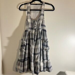 Cute Plaid Sleeveless Dress with Ruffles Juniors SZ: S